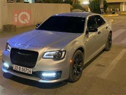 کرایسلەر 300